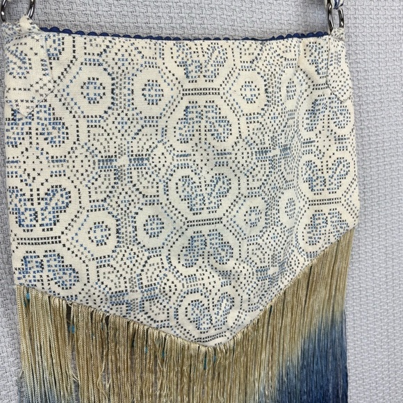 Labellum By Hillary Scott Hand Beaded Boho Blue Ombre Fringe Crossbody Bag - Picture 11 of 14